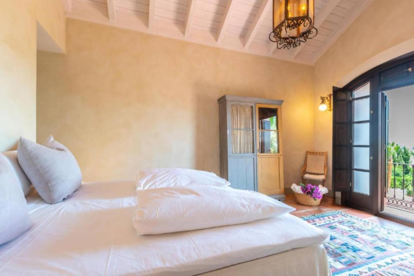 Villa Casa Sol Encantadora Villa Con Piscina Marbella Bagian luar foto